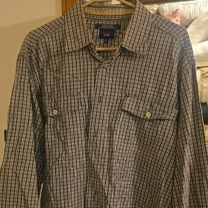 Tommy Hilfiger Men's Gray Checkered Button Down Shirt